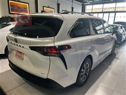 تويوتا سيينا